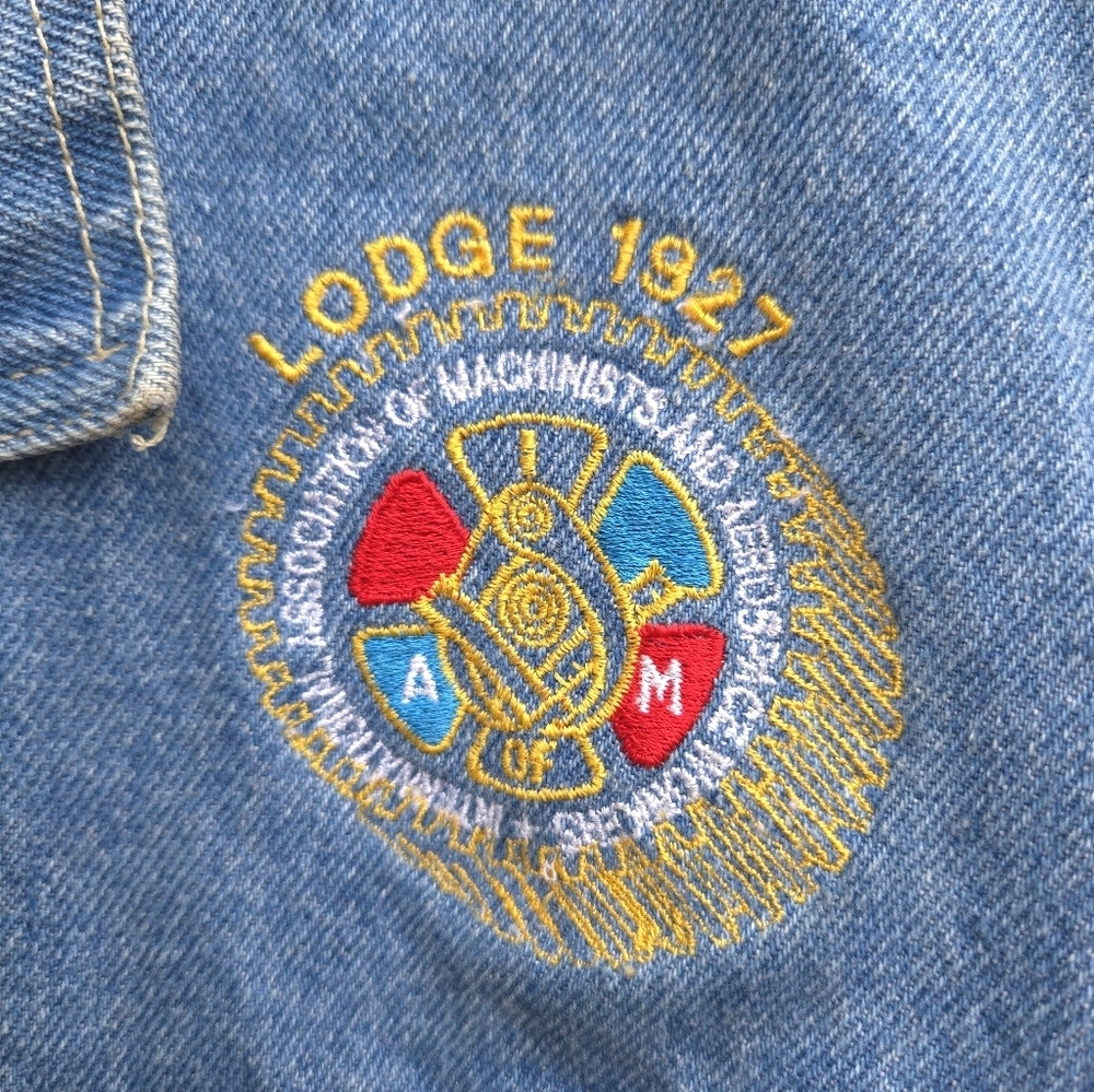 Vintage Denim Jacket - Picture 4 of 9